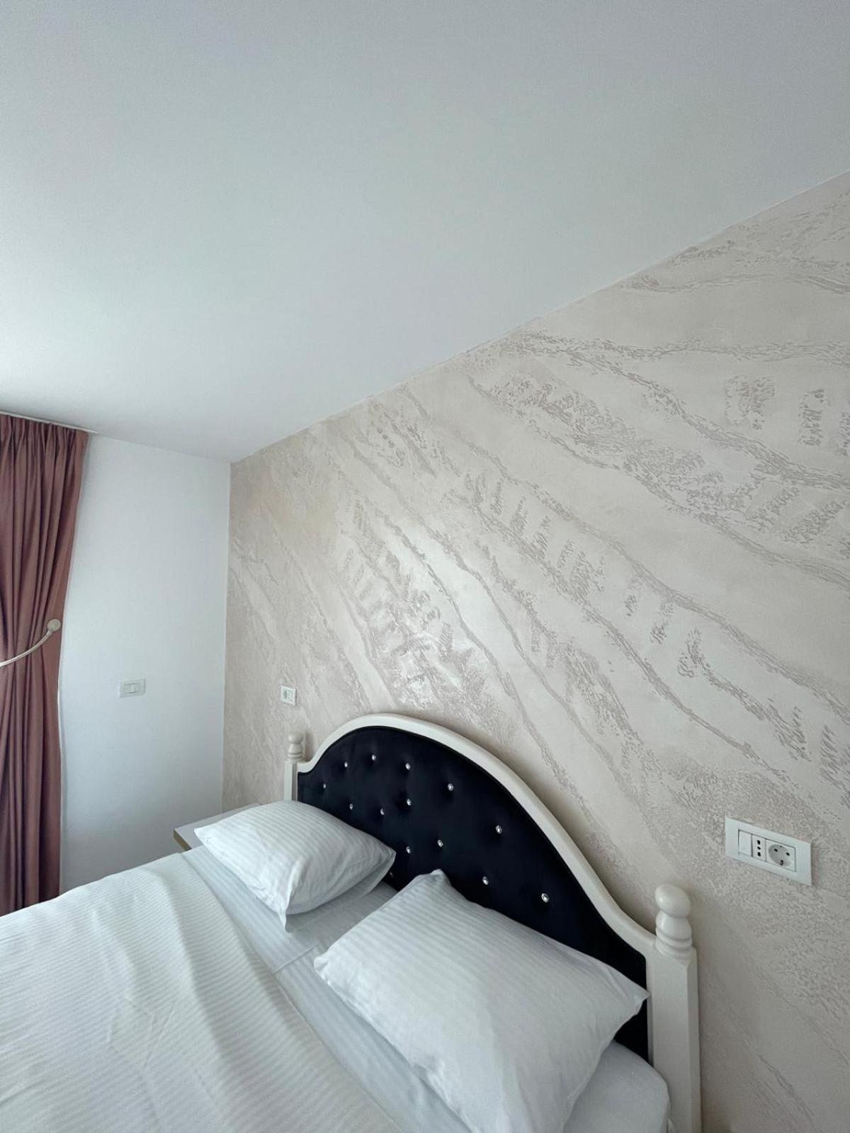Cataleya House Hotel Oesti-Paminteni Екстериор снимка