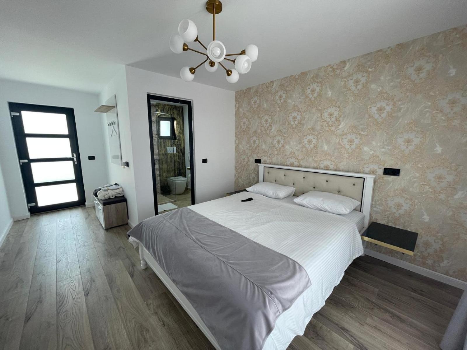 Cataleya House Hotel Oesti-Paminteni Екстериор снимка