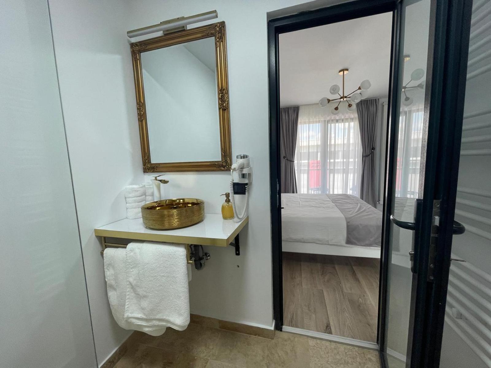 Cataleya House Hotel Oesti-Paminteni Екстериор снимка