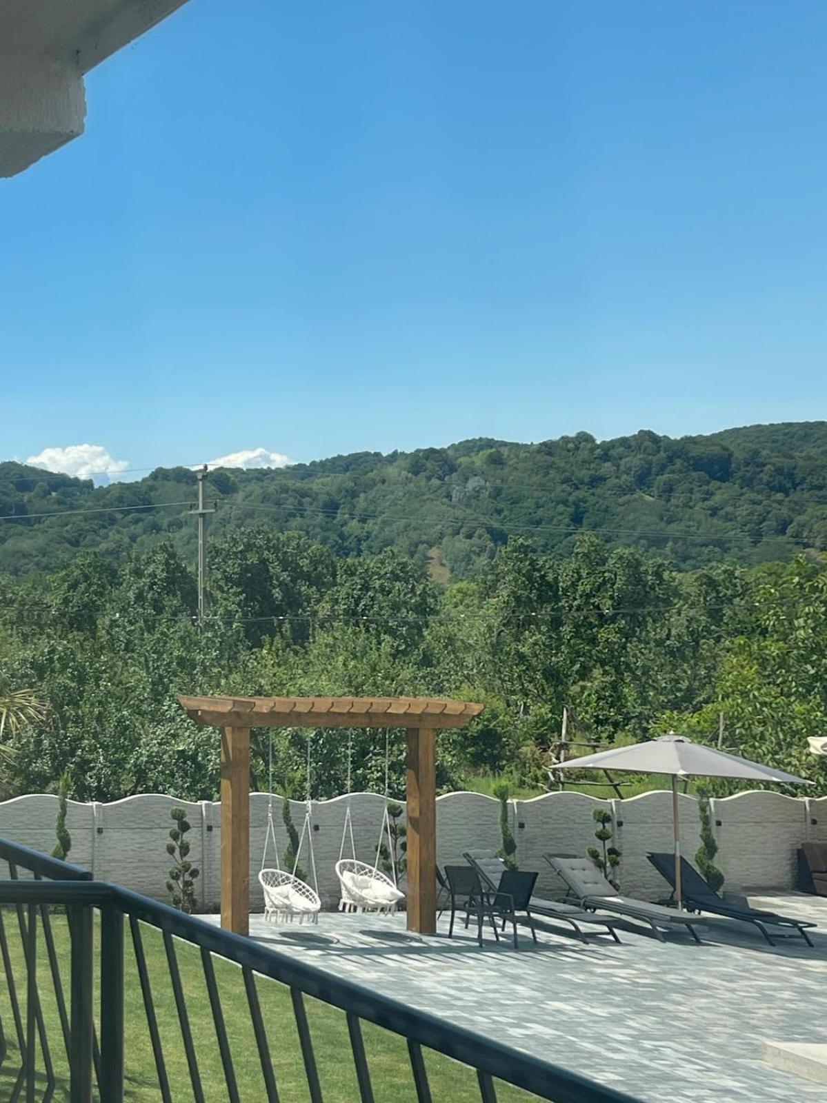 Cataleya House Hotel Oesti-Paminteni Екстериор снимка