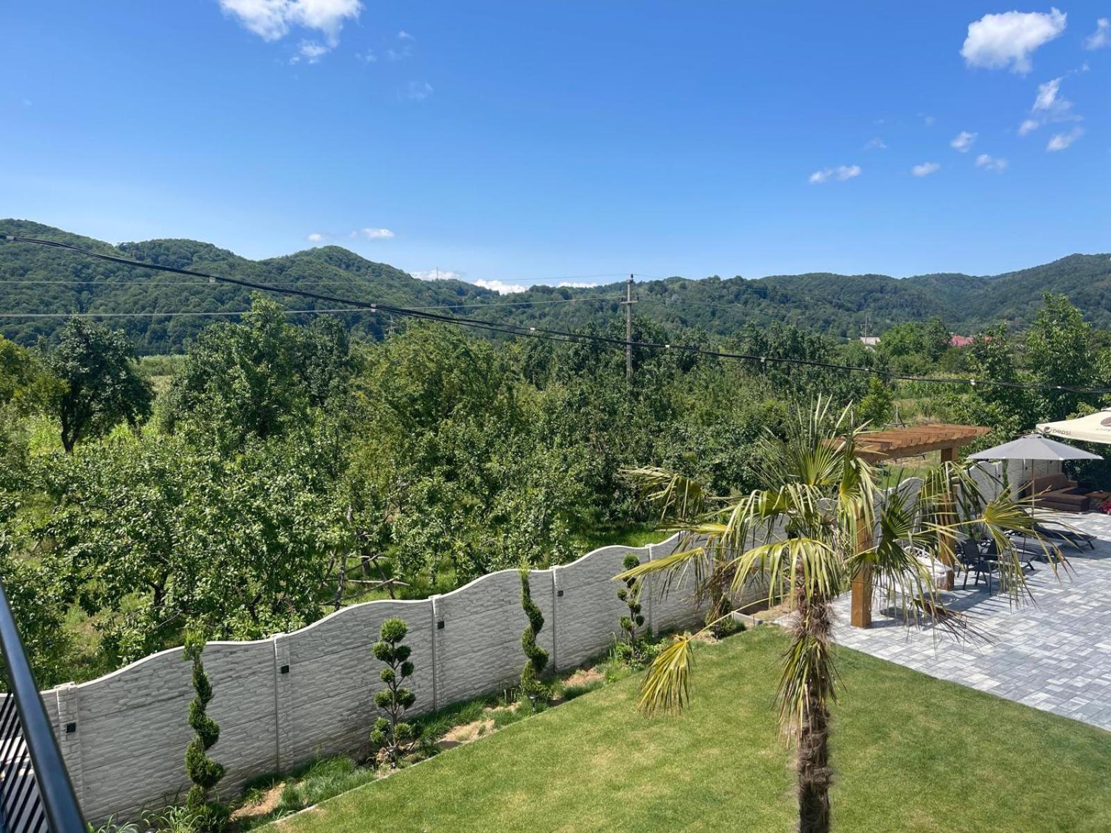 Cataleya House Hotel Oesti-Paminteni Екстериор снимка