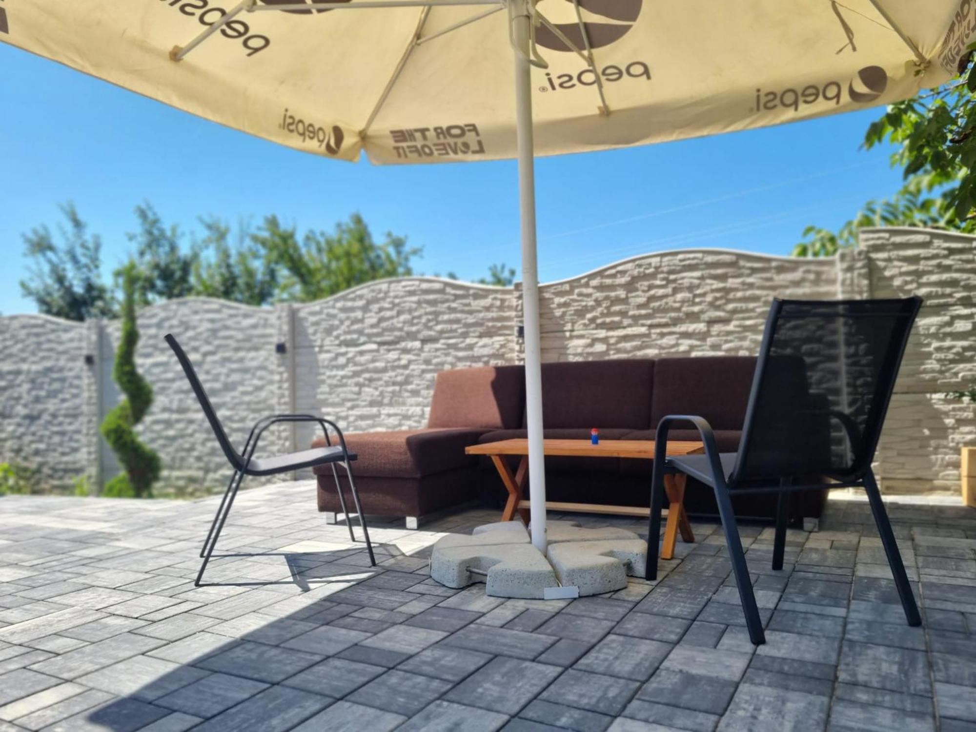 Cataleya House Hotel Oesti-Paminteni Екстериор снимка