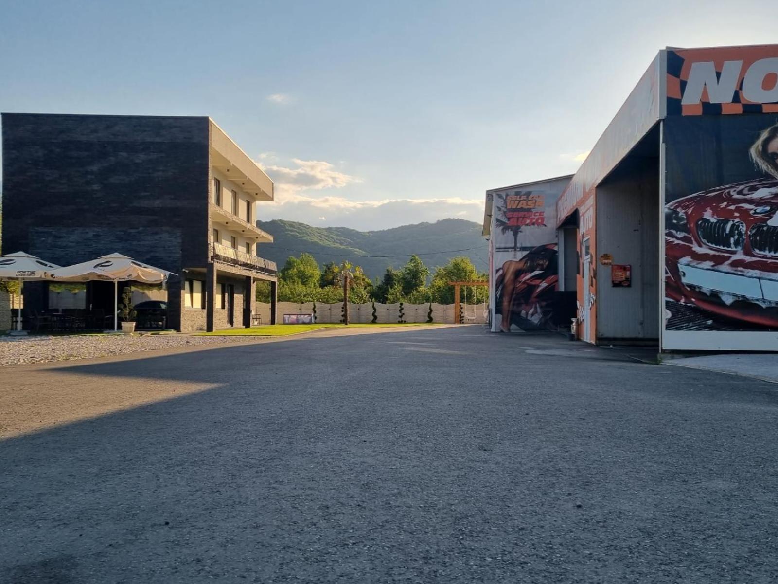 Cataleya House Hotel Oesti-Paminteni Екстериор снимка